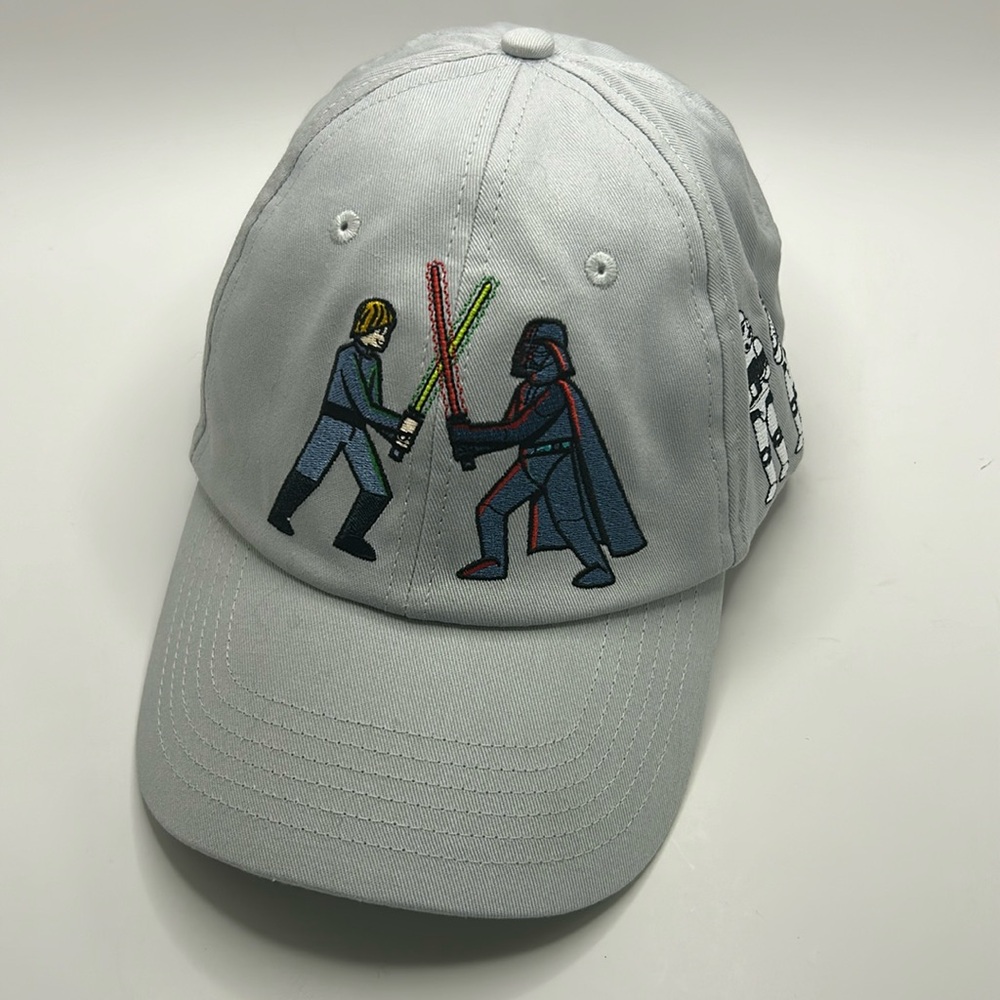 Disney Star Wars Darth Vader vs Luke Rebel Heroe & Empire Villains Hat